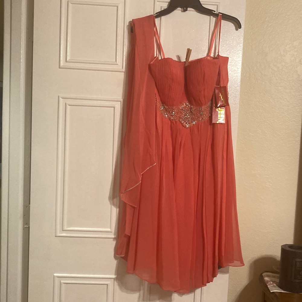 NWT MayQueen stunning tangerine strapless short gown/scarf lined size 12